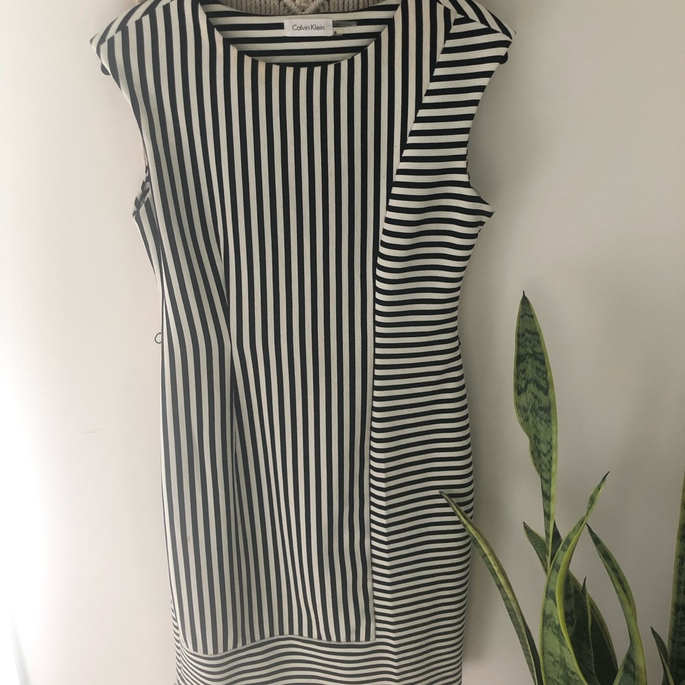 Calvin Klein | Black & White Striped Dress | ❤️